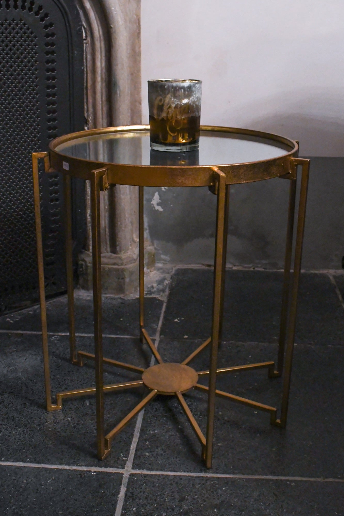 Beistelltisch verspiegelt